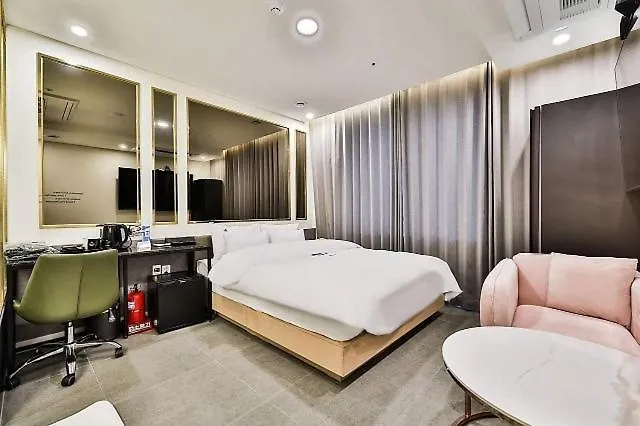 Incheon Hound Geomdan New Town Motel South Korea