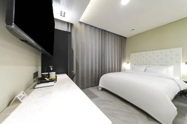 Incheon Hound Geomdan New Town Motel