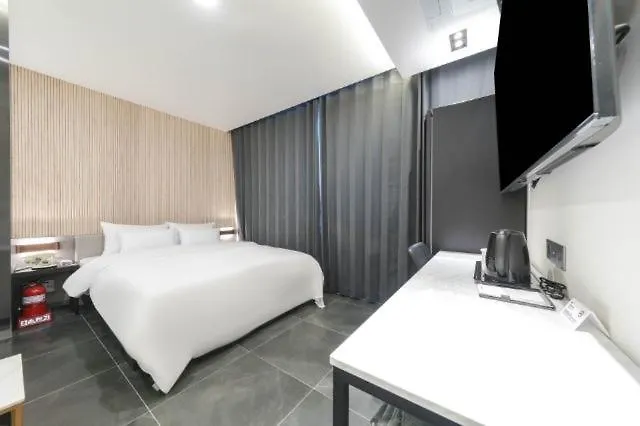Incheon Hound Geomdan New Town Motel